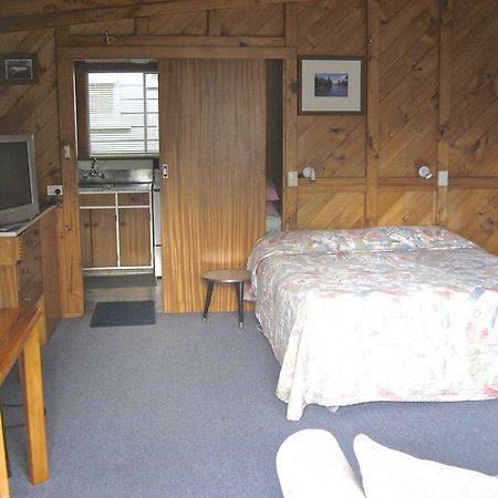 Tongariro River Motel Turangi Exterior photo