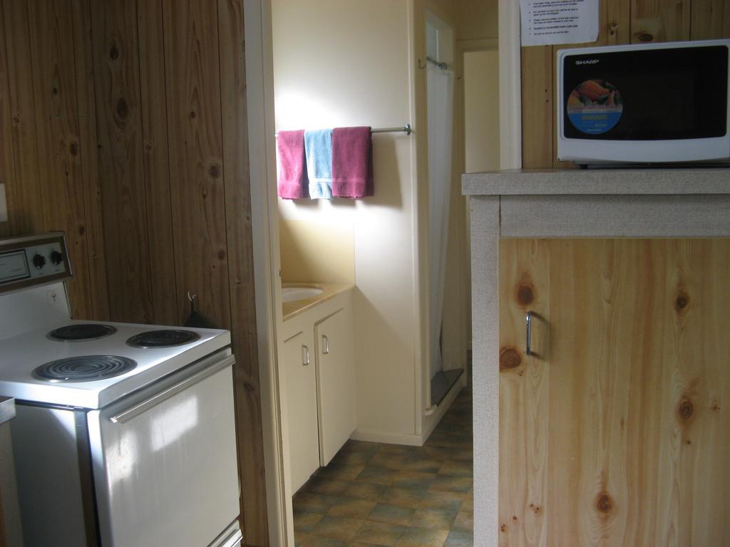 Tongariro River Motel Turangi Room photo